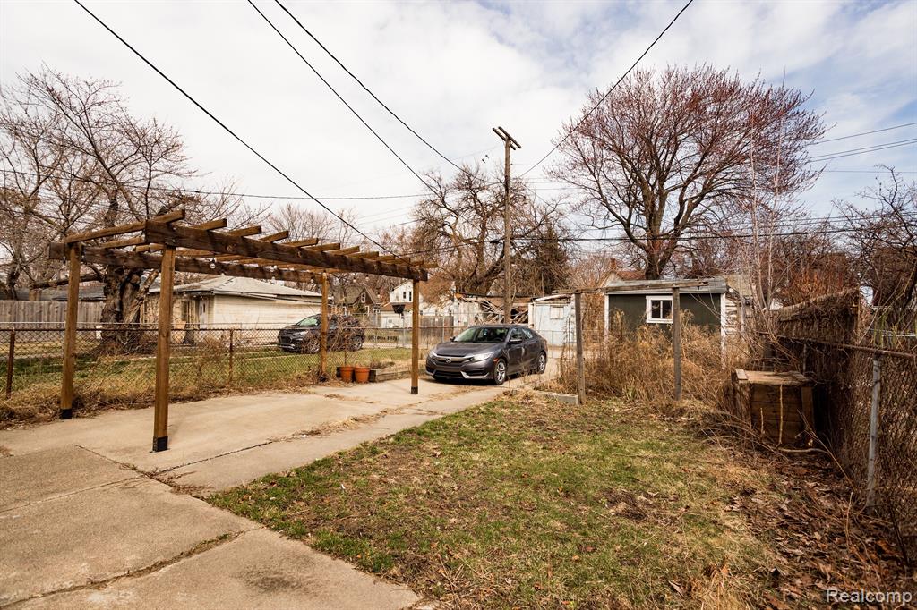 1020 FERDINAND Street, Detroit, MI 48209 — Photo 73