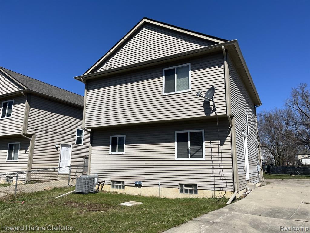 47 Forest Street, Pontiac, MI 48342 — Photo 3