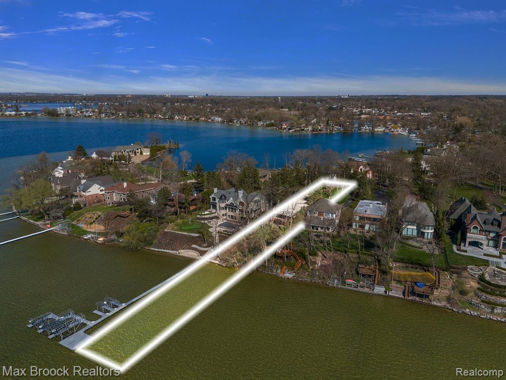 3549 WARDS POINT Drive, Orchard Lake Village, MI 48324 — Photo 2