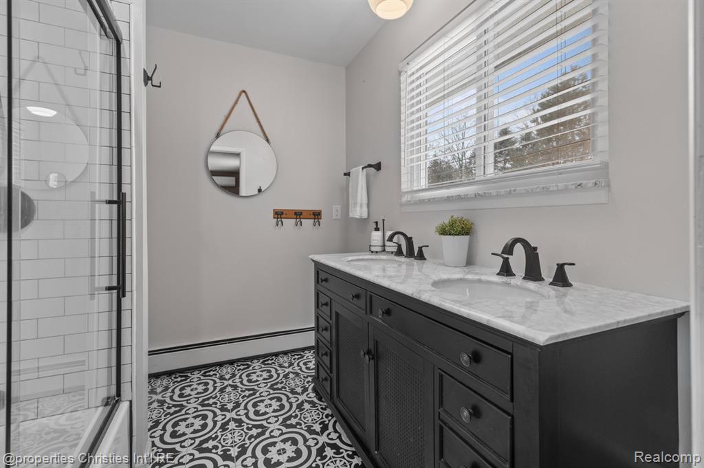 7145 Henry Drive, West Bloomfield, MI 48324 — Photo 20