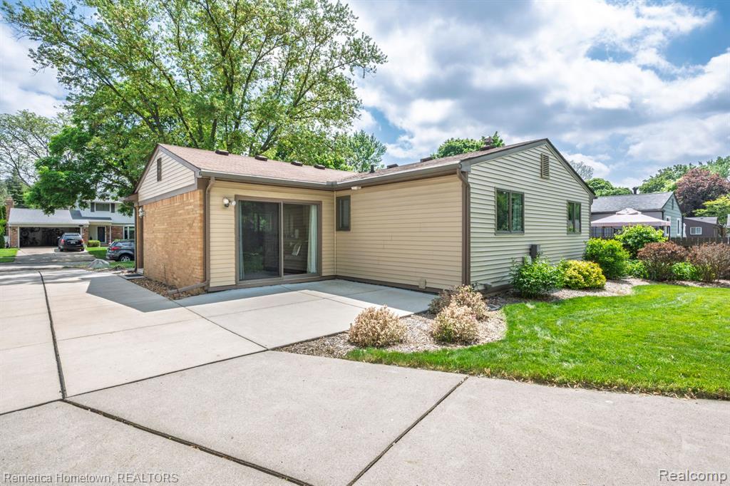 9183 Redbud Avenue, Plymouth, MI 48170 — Photo 35