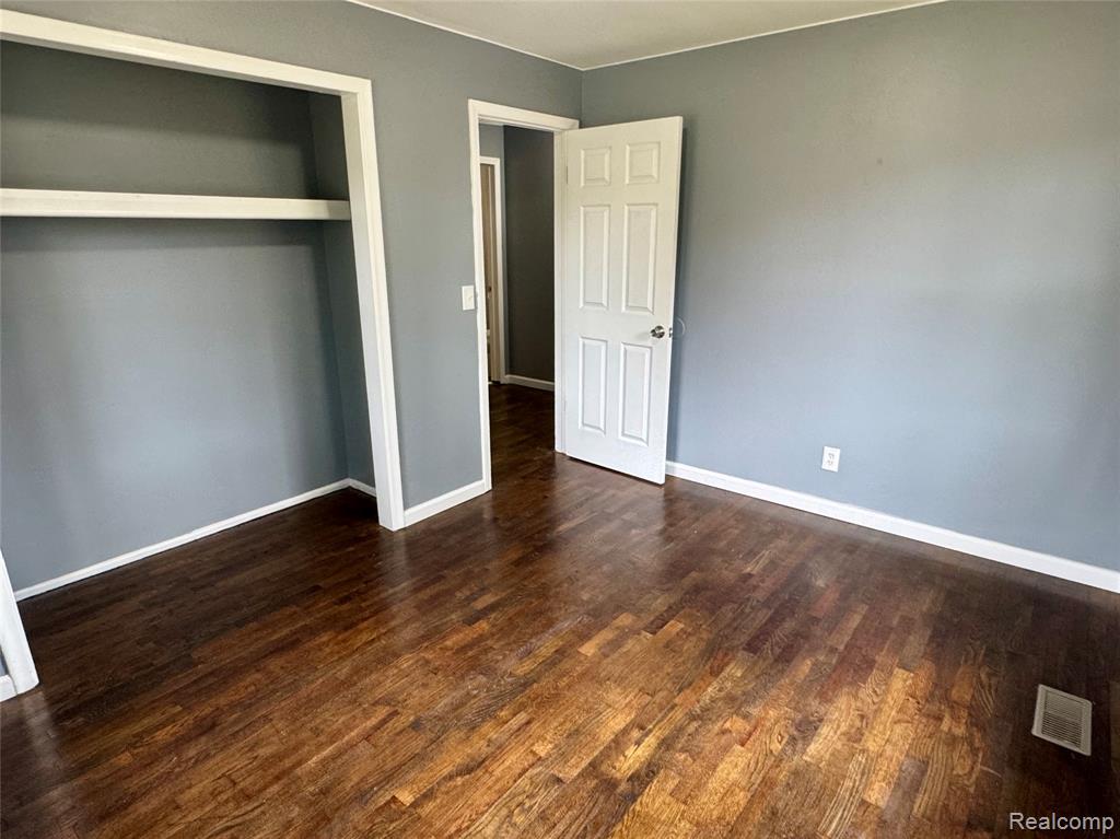 5220 Western Road, Flint, MI 48506 — Photo 7