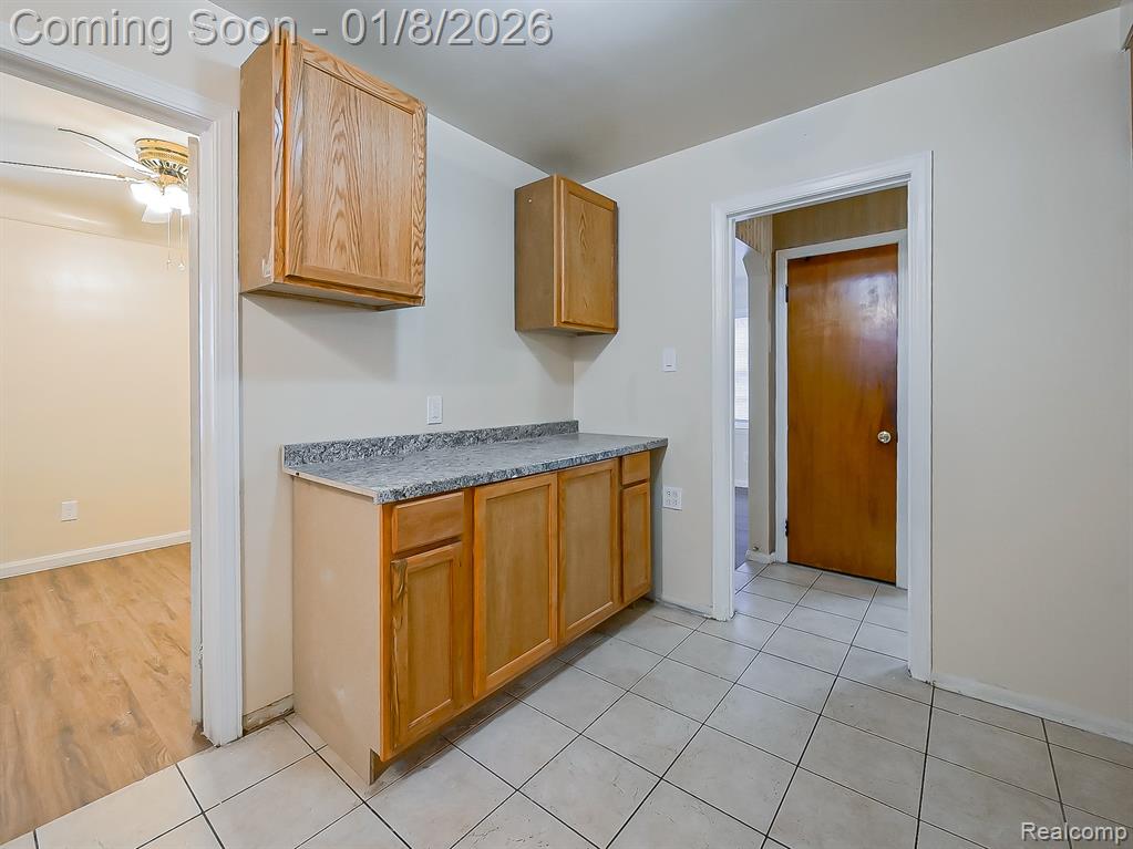8976 Esper Street, Detroit, MI 48204 — Photo 7