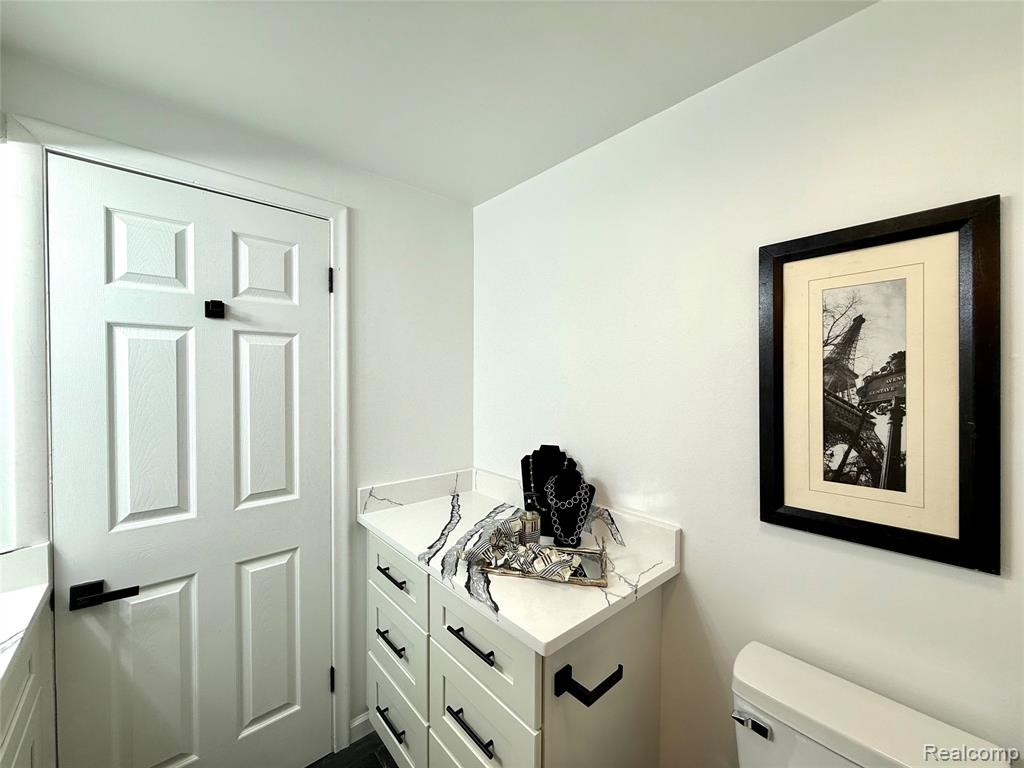38552 Macintosh Court, Clinton Twp, MI 48036 — Photo 64