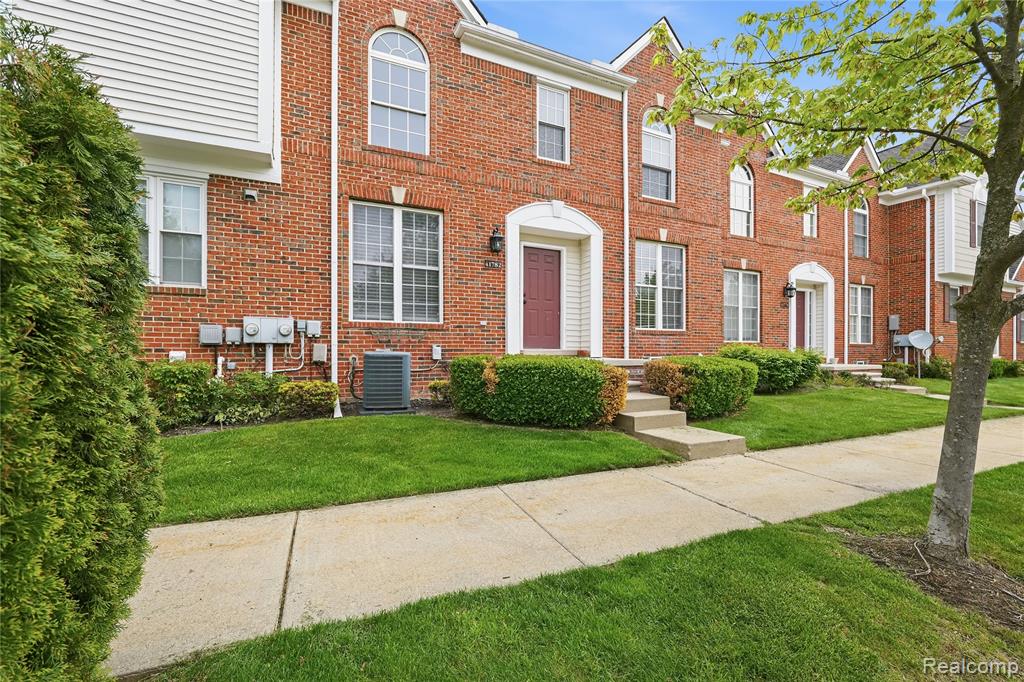 41782 Brownstone Drive, Novi, MI 48377 — Photo 3