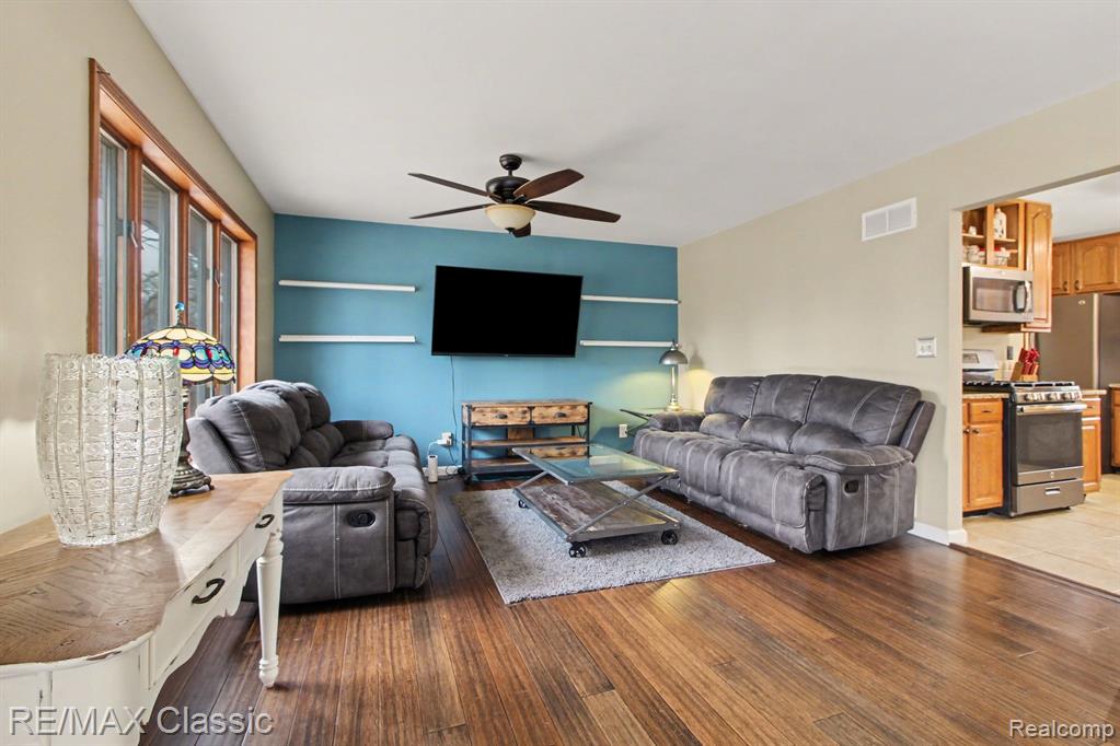 9800 Moon Road, Saline, MI 48176 — Photo 5