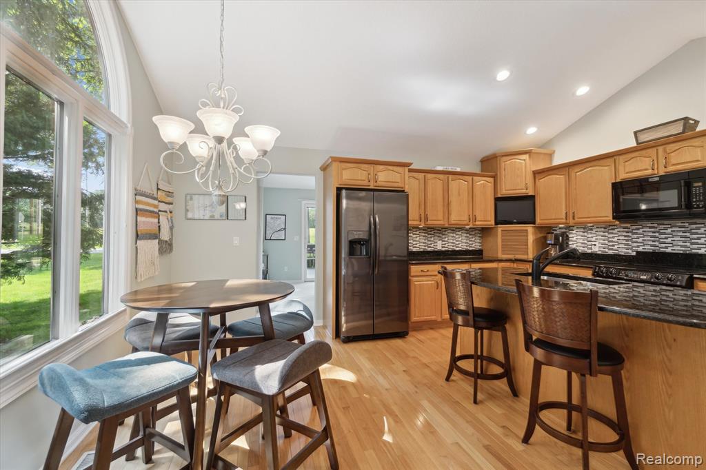 4273 Fairway Lane, Jackson, MI 49201 — Photo 16
