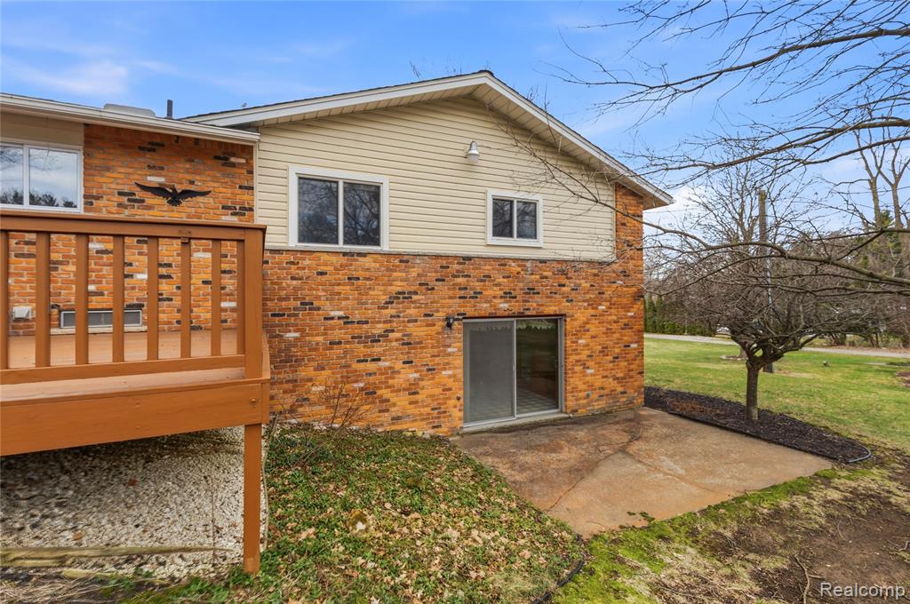 116 Whims Lane, Rochester, MI 48306 — Photo 28
