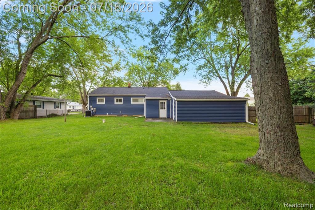 986 Gill Street, Oxford, MI 48371 — Photo 44