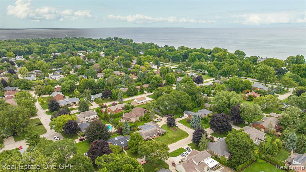 60 MOORLAND Drive, Grosse Pointe Shores, MI 48236 — Photo 75