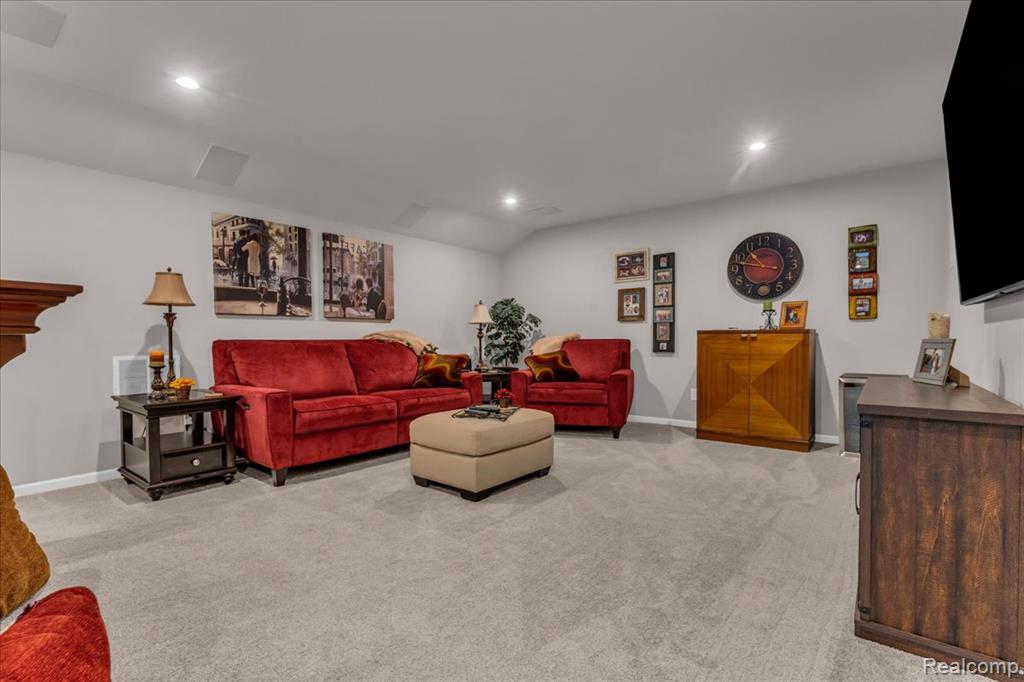 48614 Windfall Road, Novi, MI — Photo 40