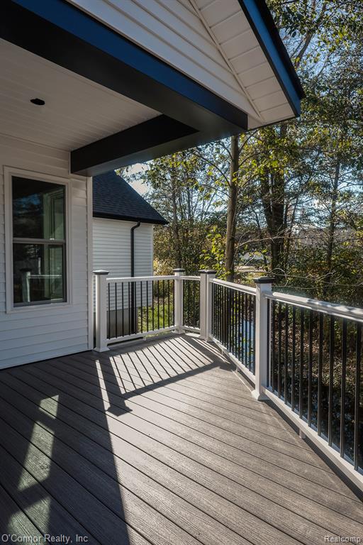 2047 Edward Lane East, MI — Photo 28