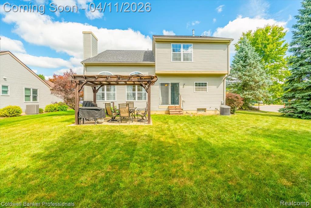 7726 Bay Tree Drive, Ypsilanti, MI 48197 — Photo 24