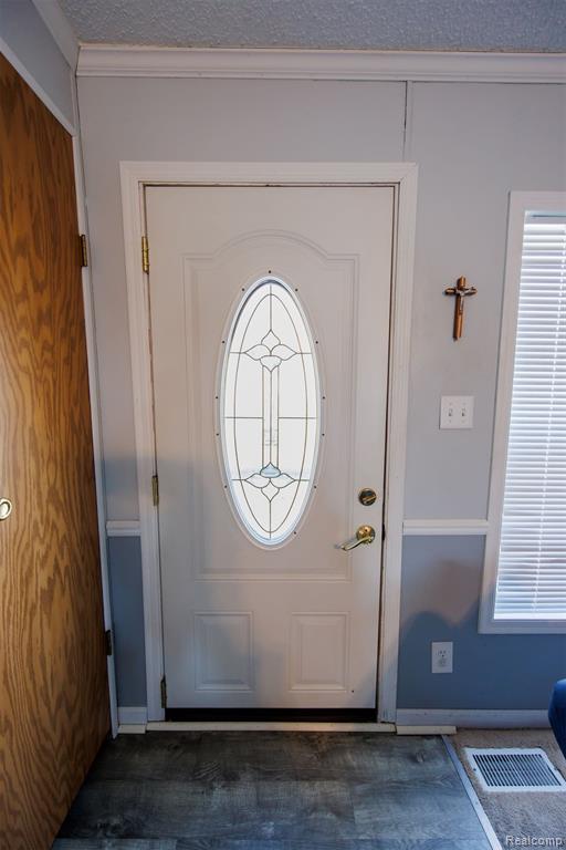 8016 Harbour Drive, MI — Photo 22