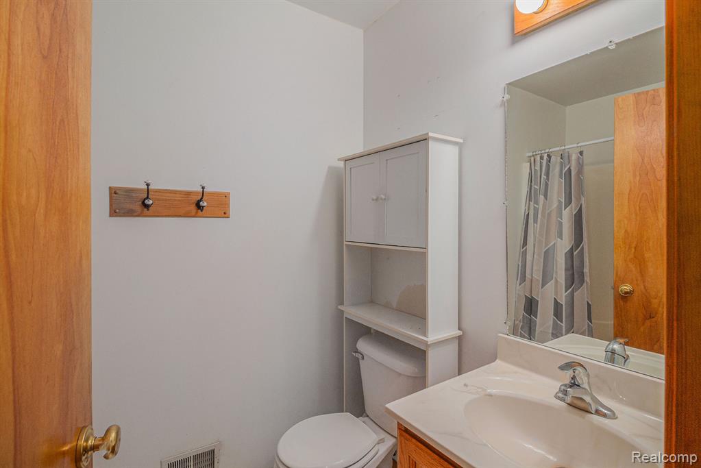5511 Wakefield Road, Grand Blanc, MI 48439 — Photo 16