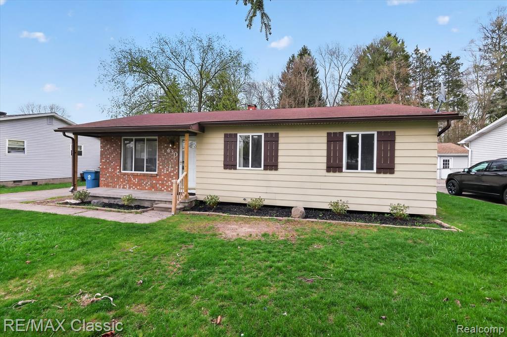 430 Sherwood Court, Holly, MI 48442 — Photo 4