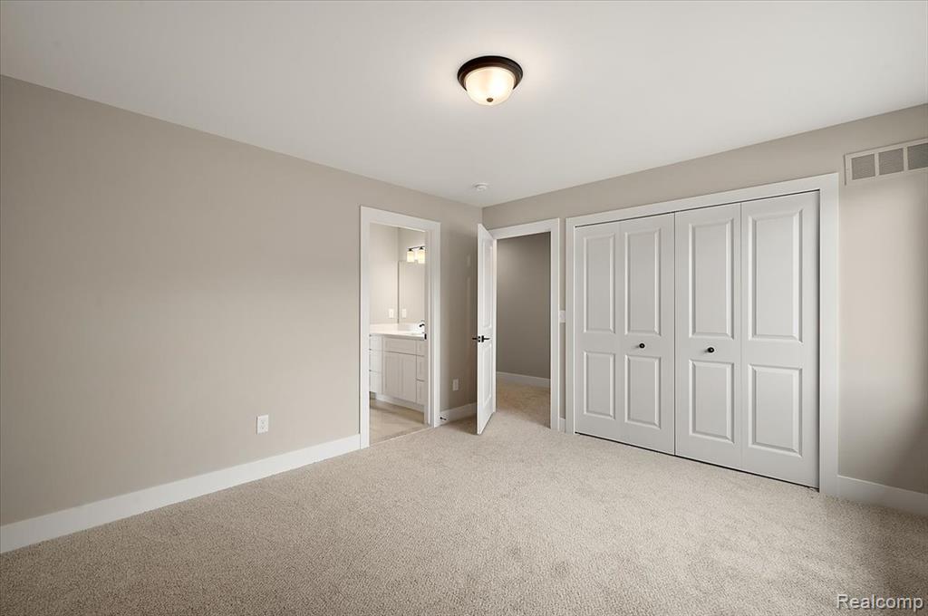 24318 Tullymore Drive, Macomb, MI 48042 — Photo 55