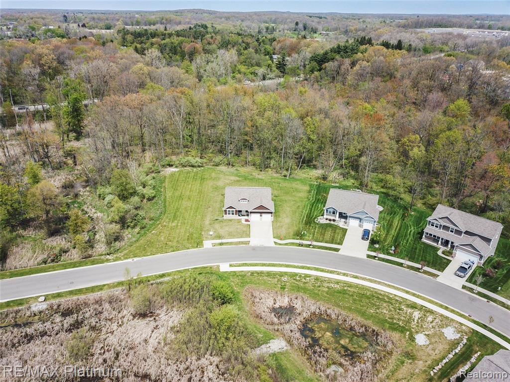 3003 Bogues View Drive, Howell, MI 48843 — Photo 42