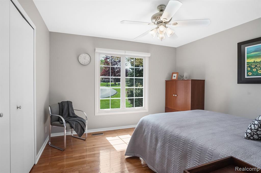 8261 STAGHORN Trail, Clarkston, MI 48348 — Photo 39