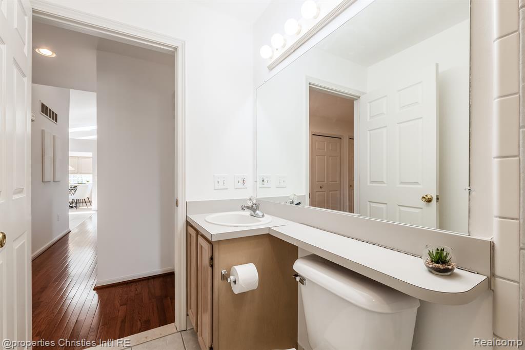 42833 HUNT CLUB Boulevard, Sterling Heights, MI 48314 — Photo 49