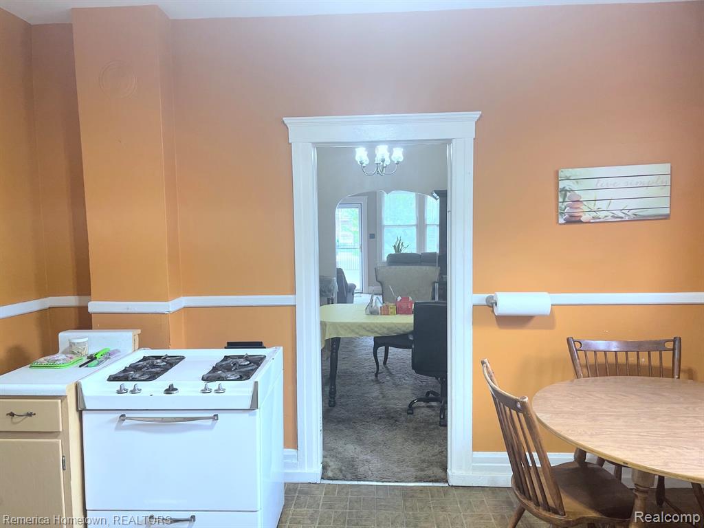 4347 Parkinson Street, Detroit, MI 48210 — Photo 11