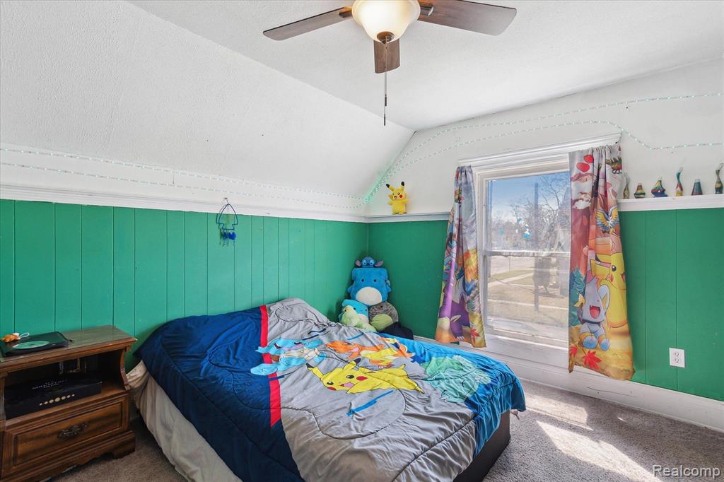 701 N SAGINAW Street, Durand, MI 48429 — Photo 38