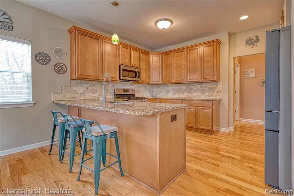 1291 Courtney Court, Hartland, MI 48353 — Photo 22