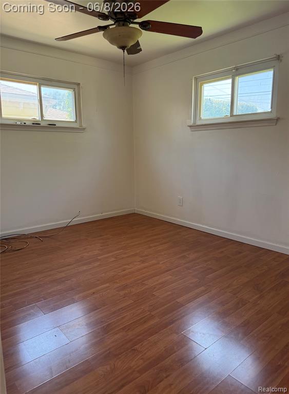4810 CAMPBELL Street, Dearborn Heights, MI 48125 — Photo 17