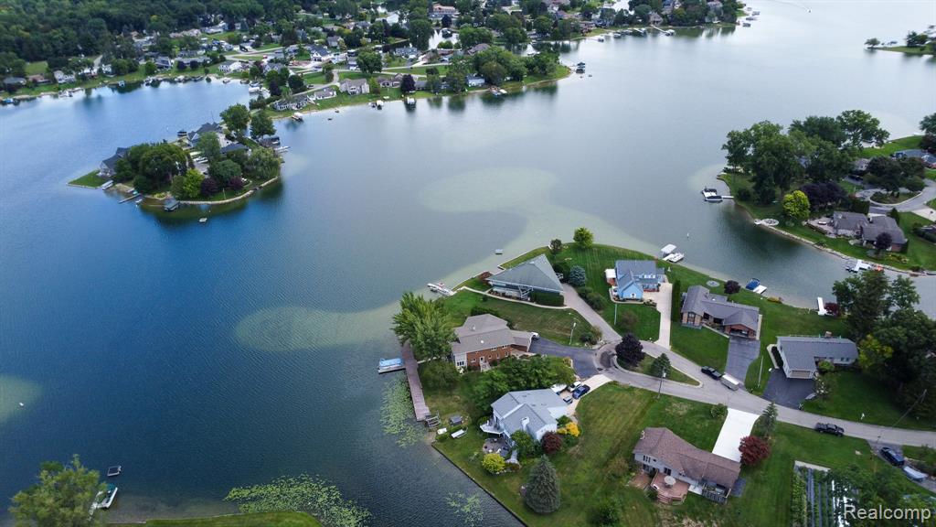722 Rachelle Street, White Lake, MI — Photo 3