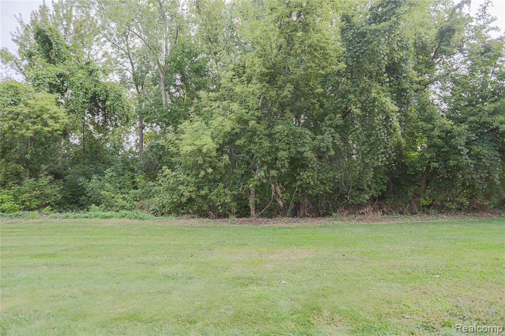 50578 Woodbury Drive, New Baltimore, MI 48047 — Photo 27