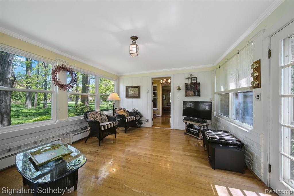 27721 SANTA BARBARA Drive, Lathrup Village, MI 48076 — Photo 9