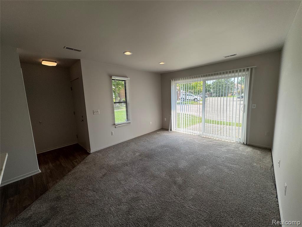 6580 Ridgefield Circle, West Bloomfield, MI — Photo 4