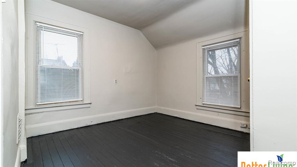 6585 HARTFORD Street, Detroit, MI 48210 — Photo 13