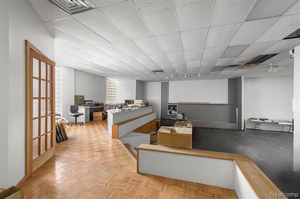 260 Mount Elliott Street, Detroit, MI 48207 — Photo 58