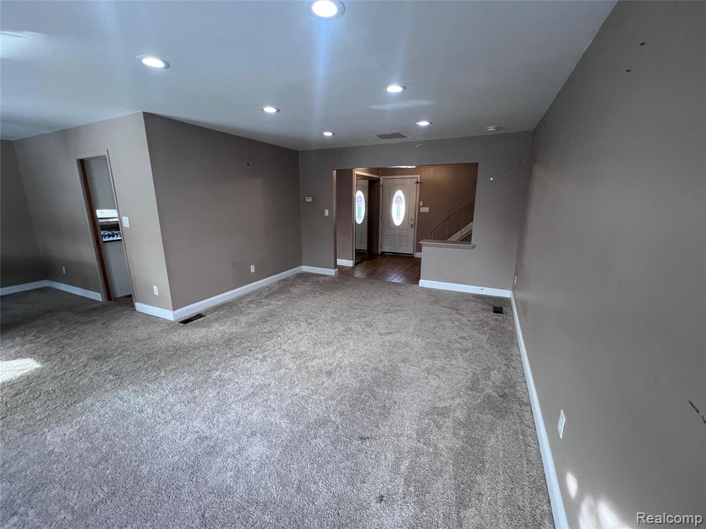 4601 Larme Avenue S, Allen Park, MI 48101 — Photo 4