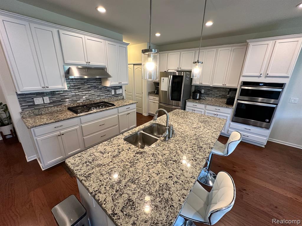 43541 PROSPECT, Novi, MI — Photo 6