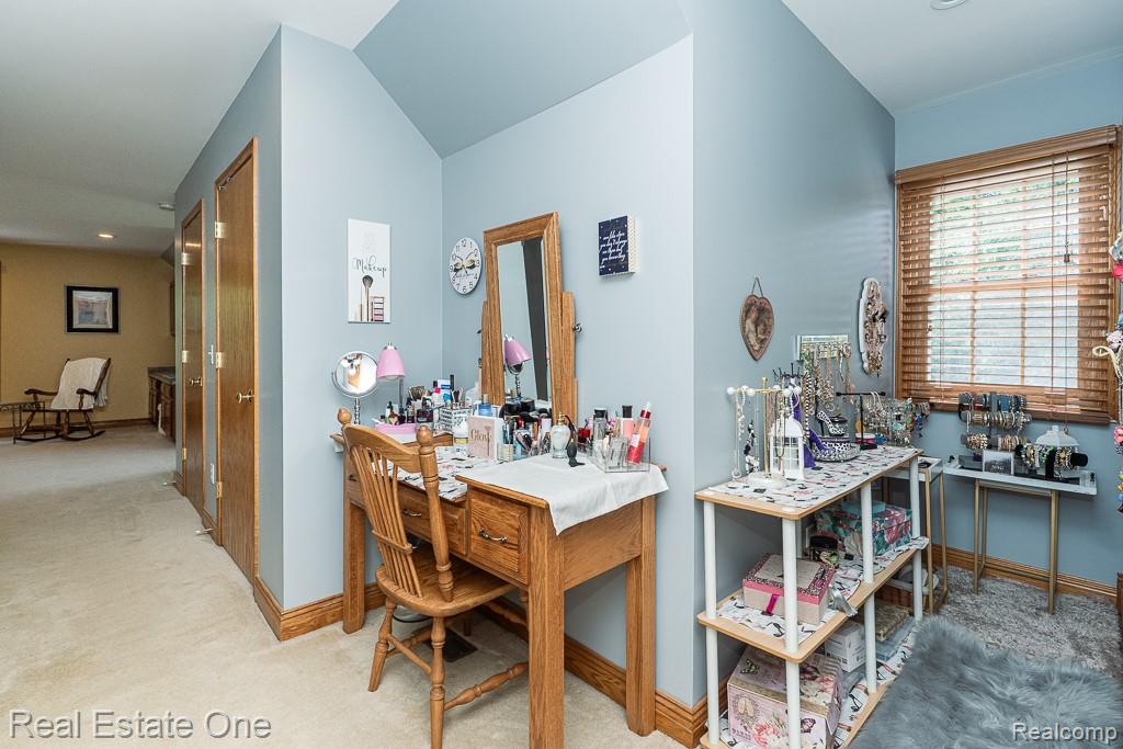 58900 12 Mile Road, New Hudson, MI 48165 — Photo 38