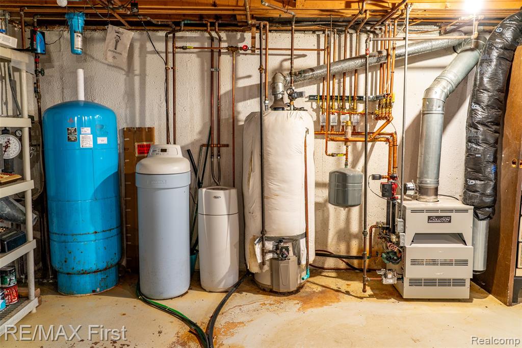 7470 Thornwood Street, Canton, MI 48187 — Photo 53