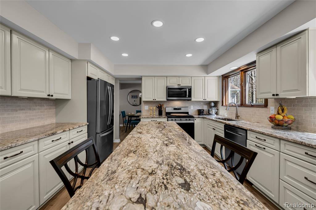 9447 Continental Drive, Taylor, MI 48180 — Photo 16