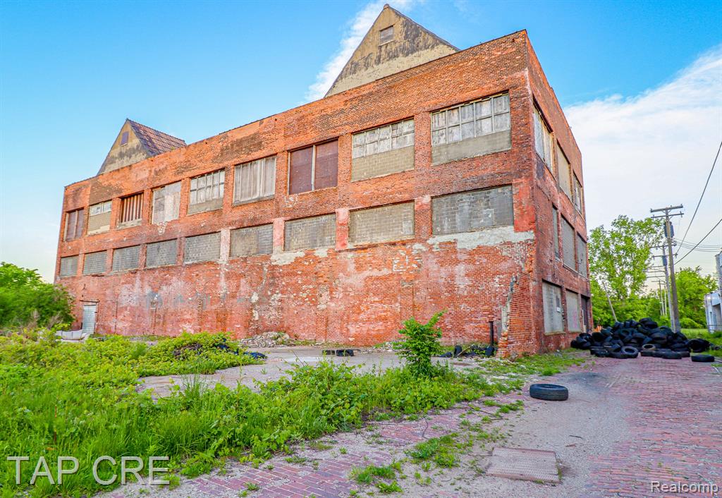 4423 Humboldt Street - Photo 3