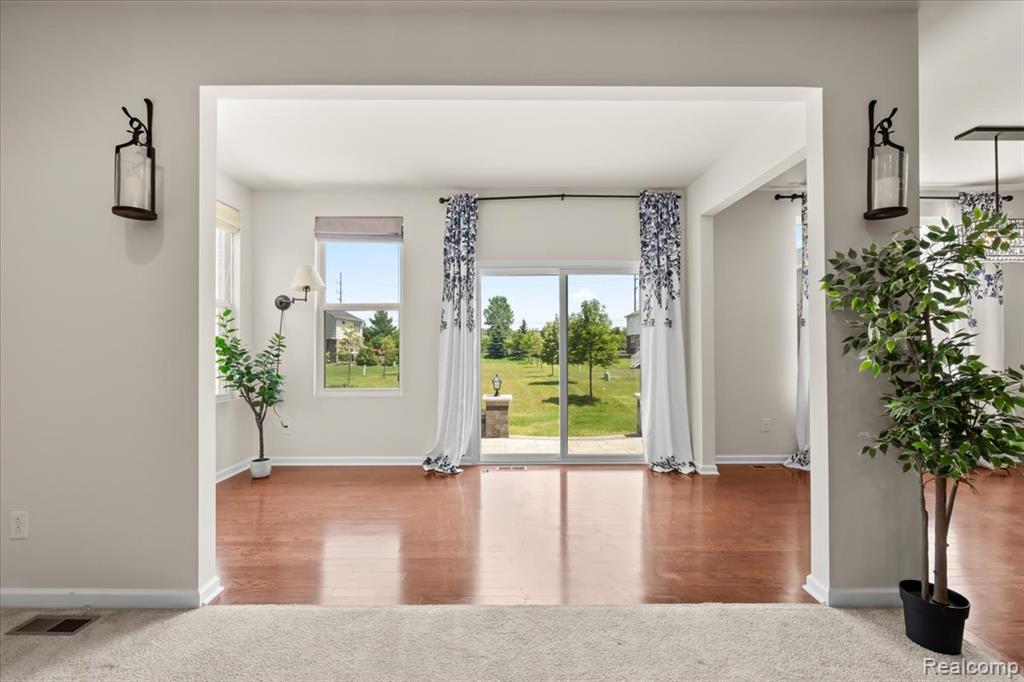 49552 Harrier Place, Novi, MI — Photo 11