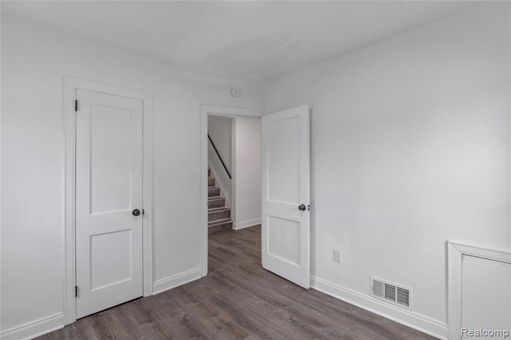 885 Hawthorne Avenue, Ypsilanti, MI 48198 — Photo 13