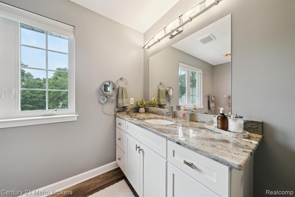 9119 Hegel Road, Goodrich Vlg, MI — Photo 36