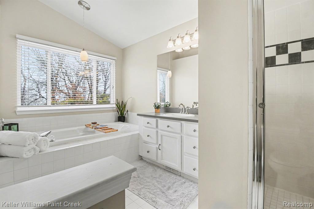 6425 Golf View Drive, Clarkston, MI — Photo 13