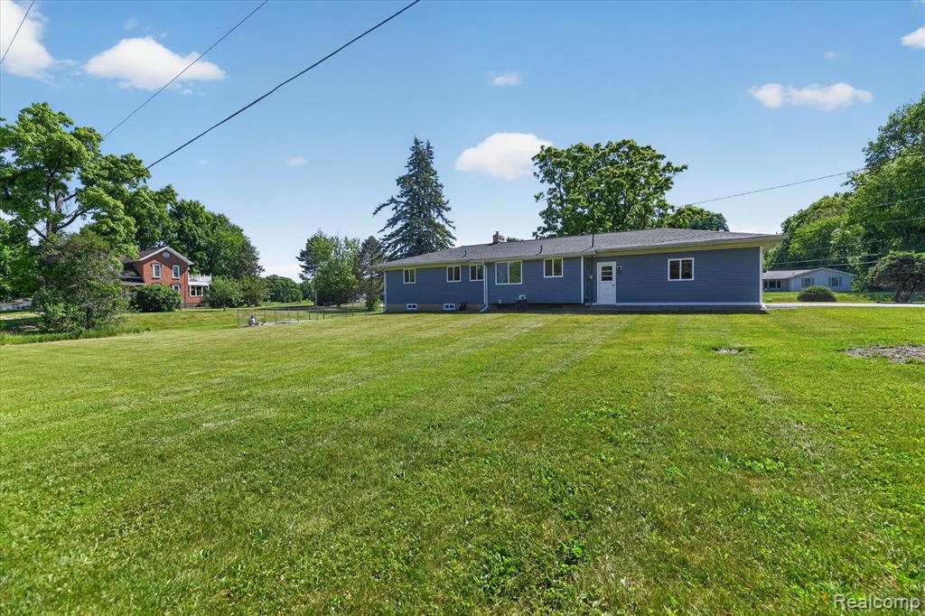 2250 Montague Road, Davison, MI 48423 — Photo 40