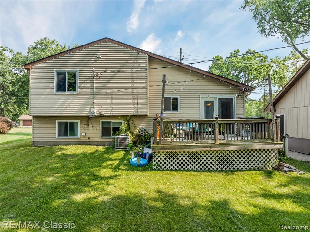 5025 S Pine Knob Trail, Clarkston, MI — Photo 29