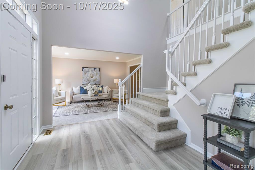 4070 Blue Heron Drive, Auburn Hills, MI 48326 — Photo 9