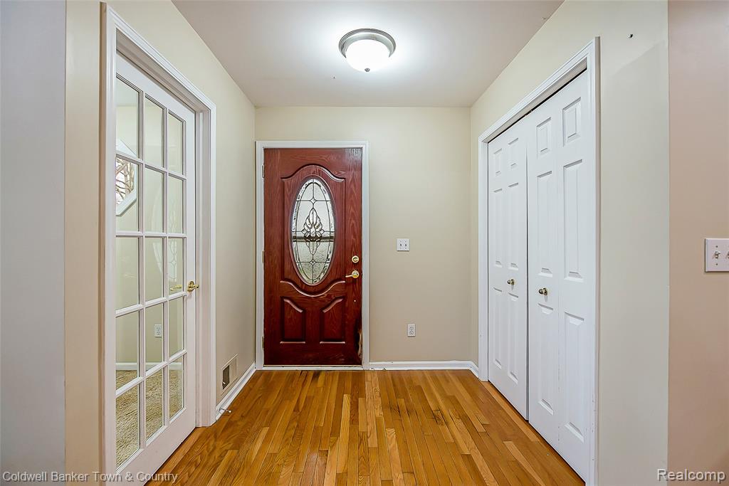 3268 Orchard Drive, Pinckney, MI 48169 — Photo 13