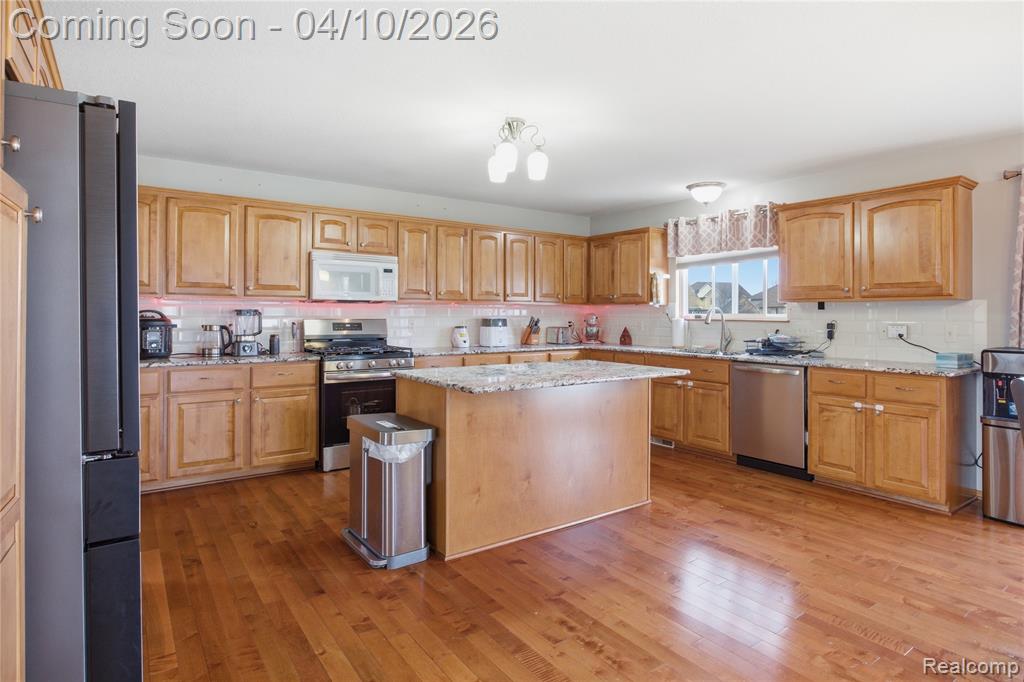 31480 Daisy Court, Rockwood, MI — Photo 6