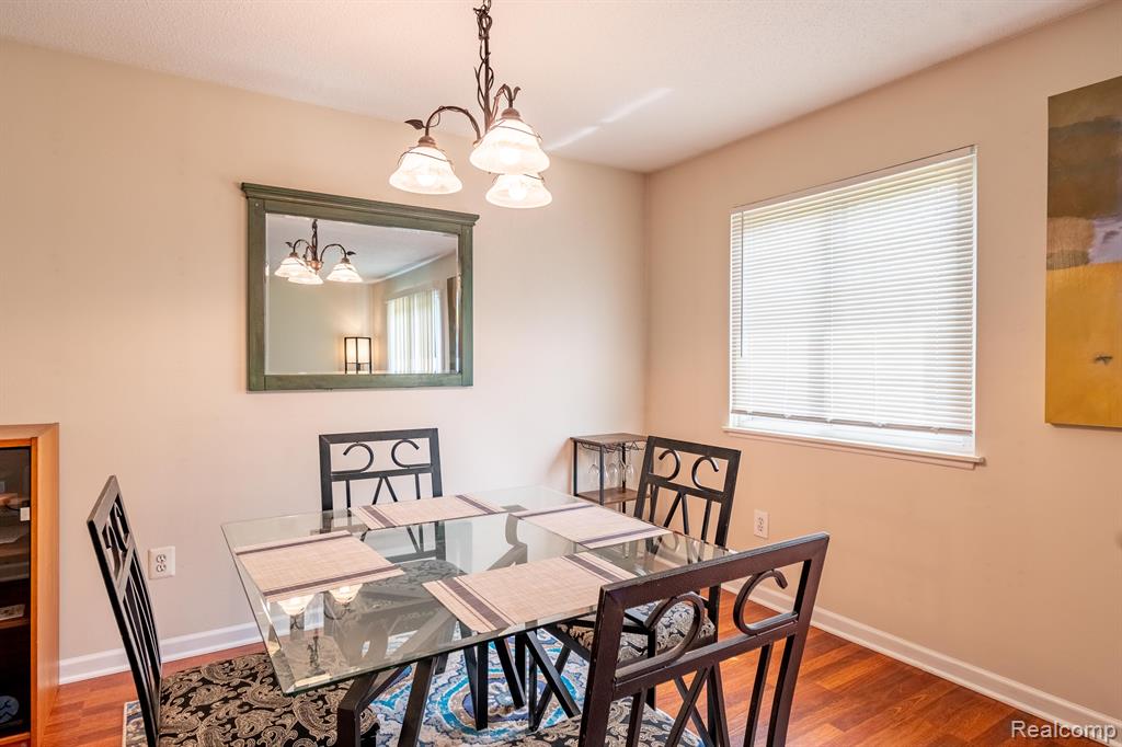 5291 HIGHLAND Road, 204, Waterford, MI 48327 — Photo 9